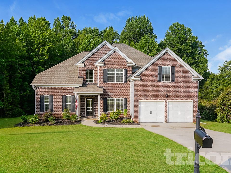 1st image of 301 Scenic View Ln