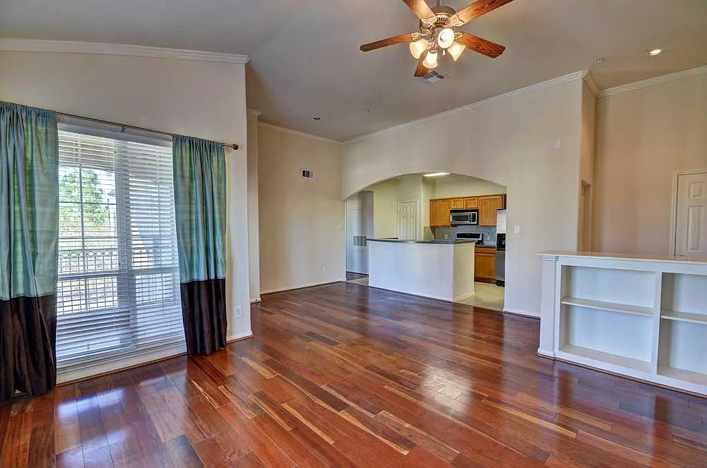2 bed, 2.0 bath, 1140 sqft, $1,850 — Photo 3