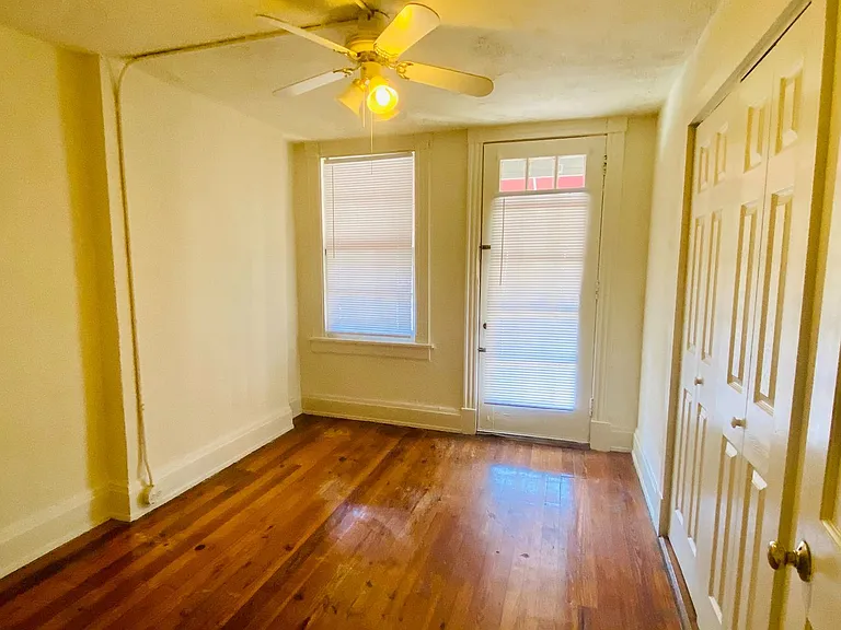 3322 Ellwood Ave.* — Photo 22