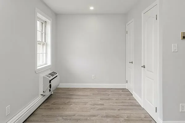 Rented by Douglas Elliman | media 20