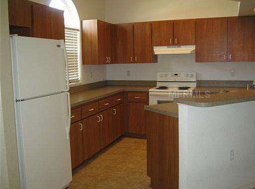 4th image of 1086 Summer Glen Dr