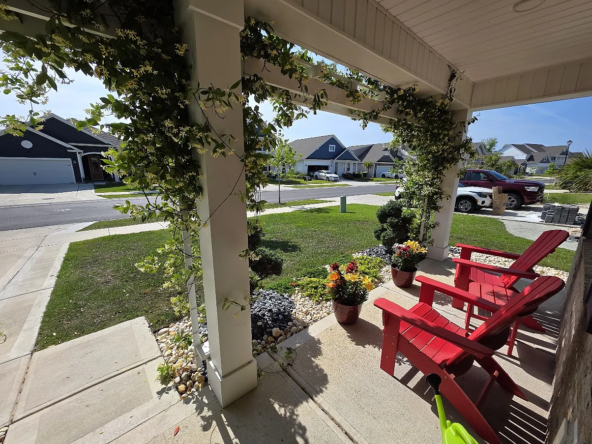 4 bed, 3200 sqft, $4,500 — Photo 3