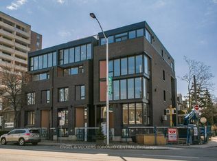 1555 Bloor St W #4, Toronto, ON M6P 1A5