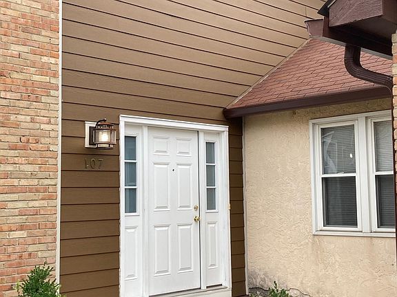4th image of 107 Groton Dr #107