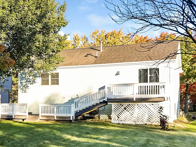 5305 Davidson Rd — Photo 15