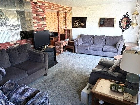 2nd image of 34757 Stevens Blvd
