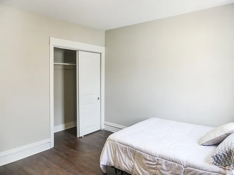 144-313 Linn St — Photo 16