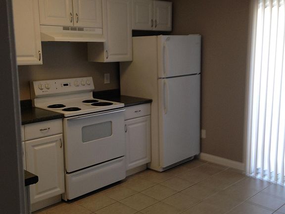 2nd image of 6 Grand Ave #3