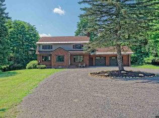 1127 Washout Rd, Glenville, NY 12302