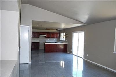 3rd image of 1103 Woodbury Ln