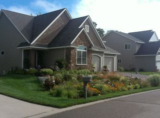 2535 Dahl Ave E, Maplewood, MN 55119