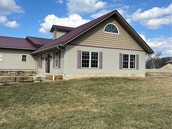 5th image of 6050 Township Road 606