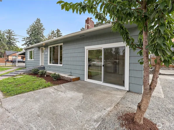 11803 C Street S, Parkland, WA 98444
