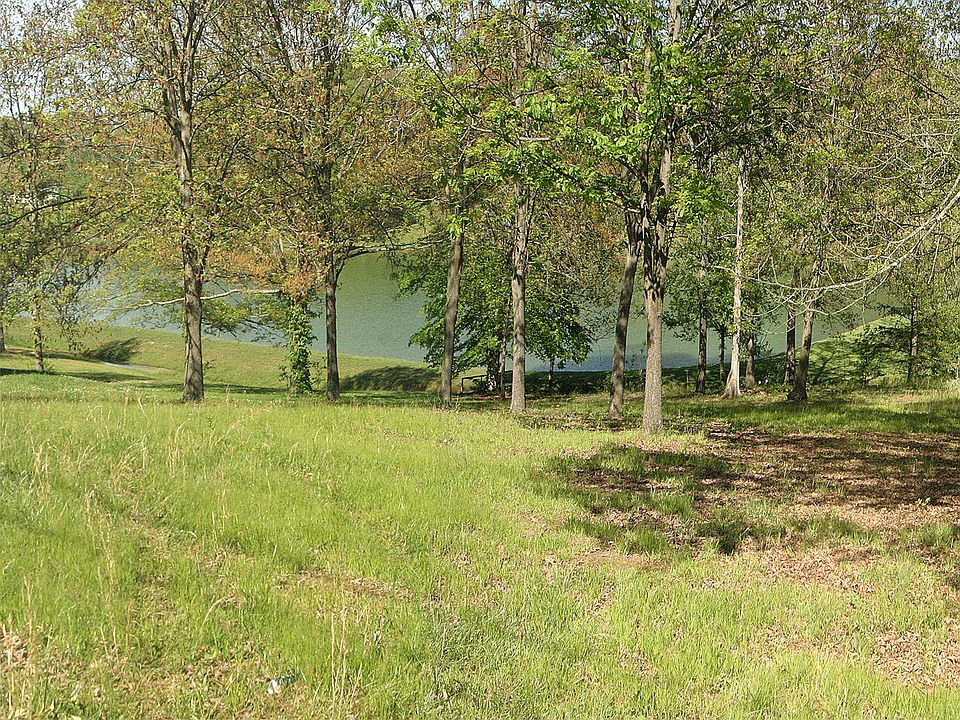 1st image of Willmore Dr