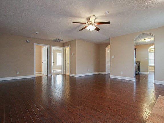5th image of 1030 Hendricks Ct
