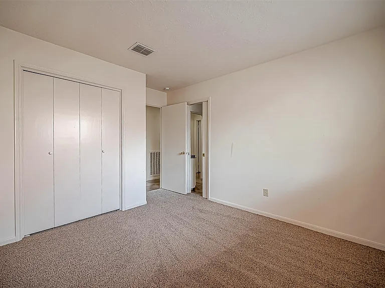10607 Silkwood Dr — Photo 23