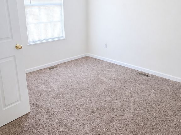 3rd image of 718 Connor St #A