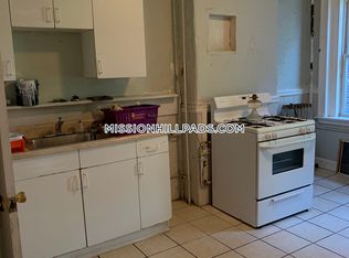 37 Forest St APT 2, Boston, MA 02119