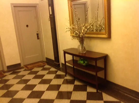 Sold by Luxus Manhattan Realty | media 27