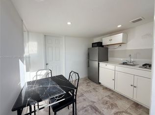 12435 SW 42nd St #3, Miami, FL 33175