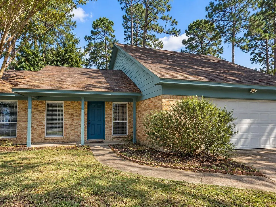 11614 Brookfalls Dr