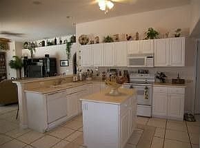 4th image of 3768 Sierra Dr
