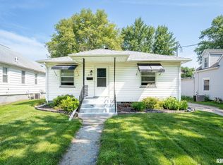 415 E Palace Row, Geneseo, IL 61254