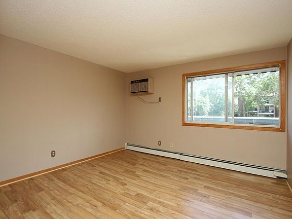 2nd image of 12856 Nicollet Ave APT 302