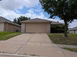 545 Bent Oak Dr, Fort Worth, TX 76131