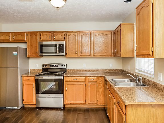 5th image of 7029 Elias Cir