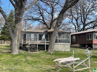 10239 237th Ave, Spirit Lake, IA, 51360