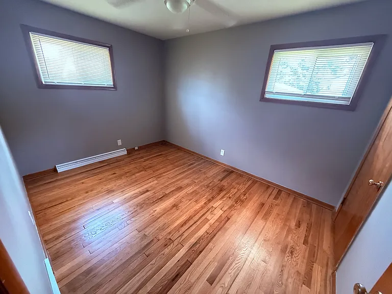 1479 Hyde Park Ave — Photo 7