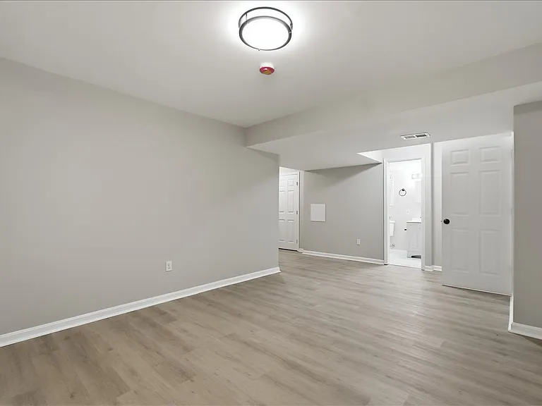 9200 Pebble Ct — Photo 22