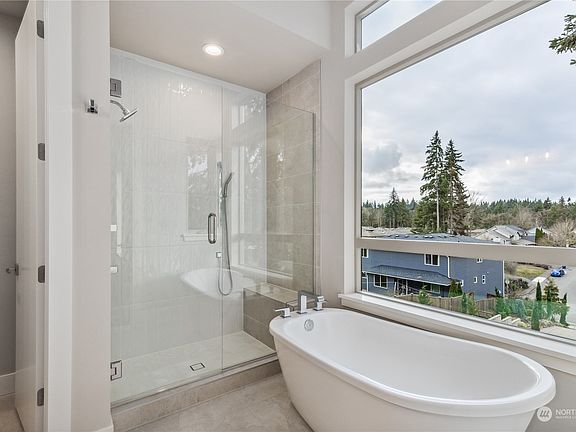 2nd image of 12308 NE 107th Street