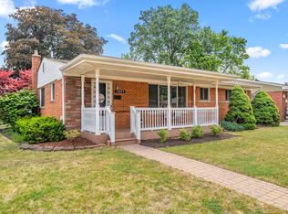 7507 Terri Dr, Westland, MI 48185