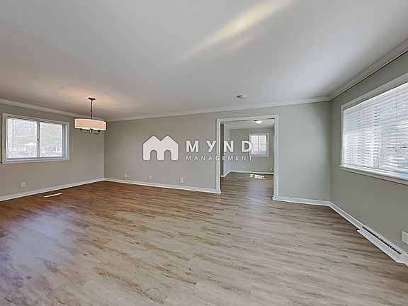 3rd image of 1108 Little John Ln