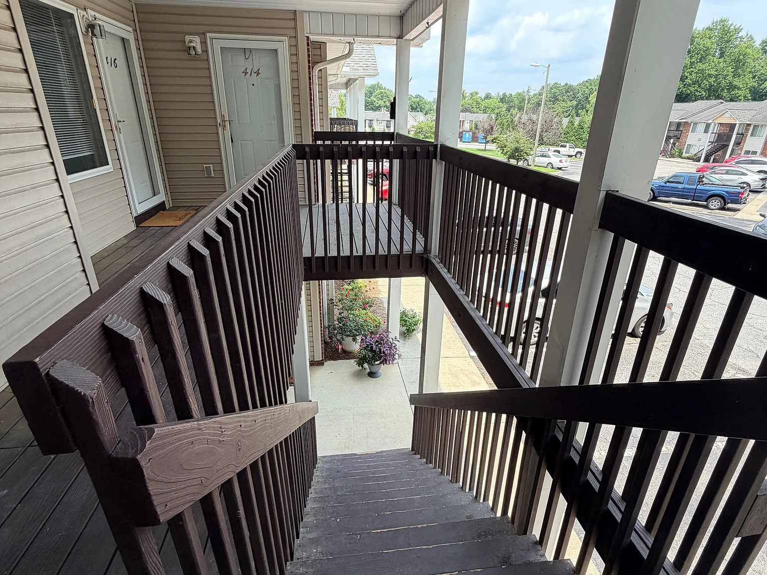 2 bed, 838 sqft, $1,200 — Photo 2