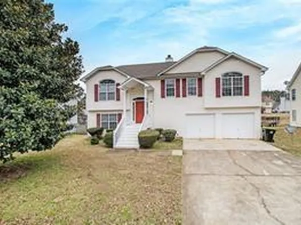 10700 Barberry Dr, Hampton, GA 30228