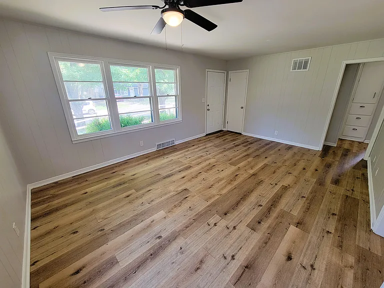 5935 E Bellaire Ave — Photo 5