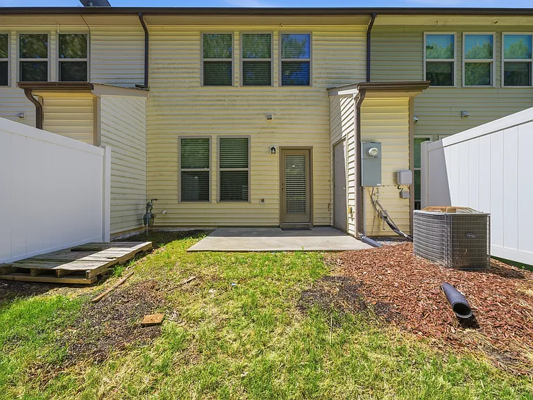 410 Leighann Ridge Ln — Photo 19