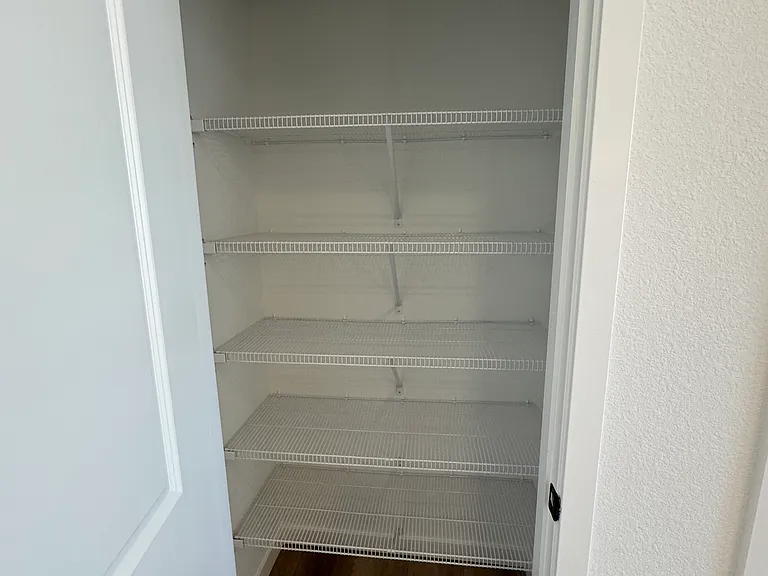 764 Nob Hill Ln — Photo 14