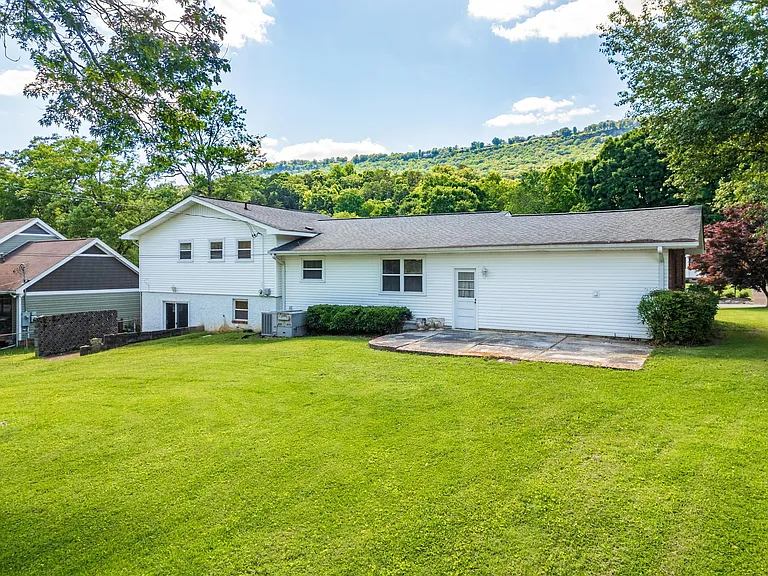 3512 Valley Trl — Photo 6