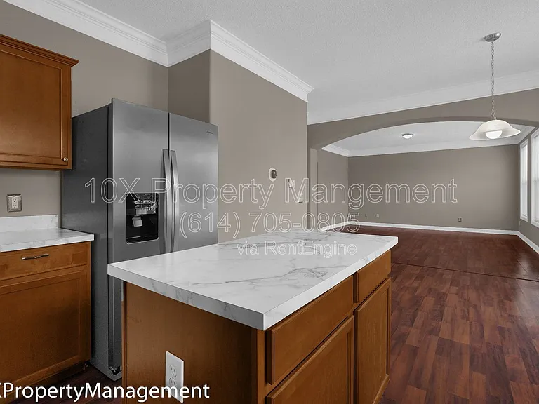 3056 Melville St — Photo 9