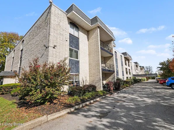 4875 Sherburn Ln Unit 3P, Louisville, KY 40207