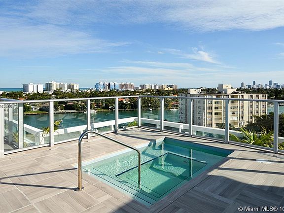 3rd image of 1025 92nd St #601