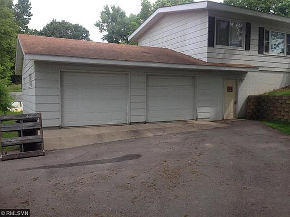 3rd image of 21 1st Ave NE