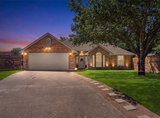 506 Wild Springs Dr, Midlothian, TX 76065