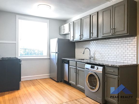 5th image of 4858 N Hermitage Ave APT 2B