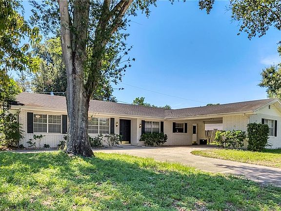 3rd image of 109 Dickinson Ln