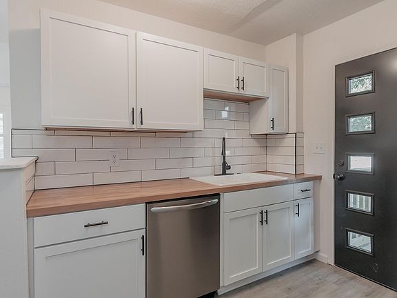 3rd image of 4305 N 61st St APT 1